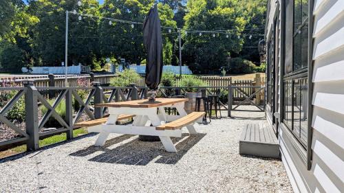 Daylesford House | Cosy & comfortable cottage in central Daylesford
