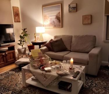 Corio House | Cosy Corio Gateway - 2 Mins to Spirit of Tasmania