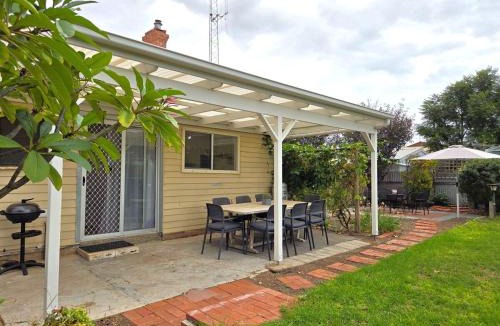 Port Broughton House | Cosy Cottage