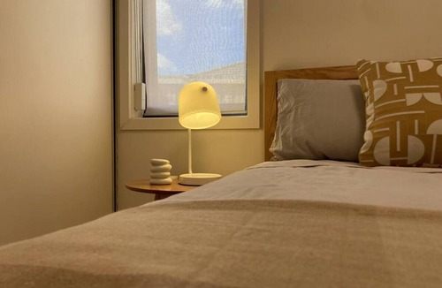 Newnham Bed & Breakfast | Cosy Eco Home in Launceston