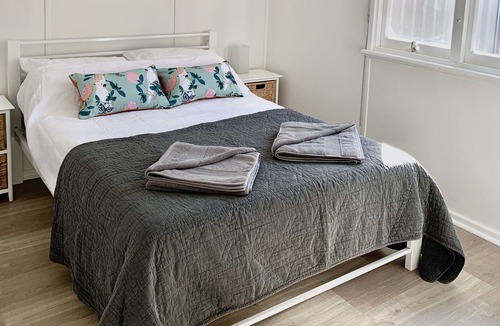 Jurien Bay House | Cosy Fishermans Cottage PET FRIENDLY