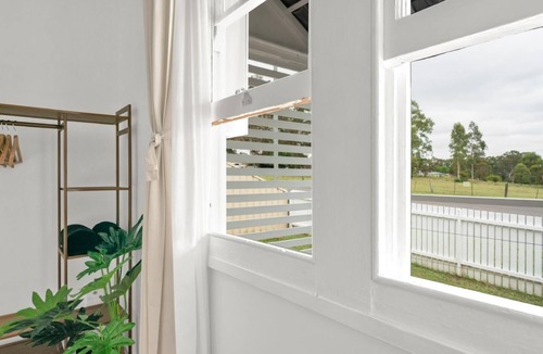 Aberdare House | Cosy Hunter Valley Cottage · Hot Tub · Fireplace · Pet Friendly