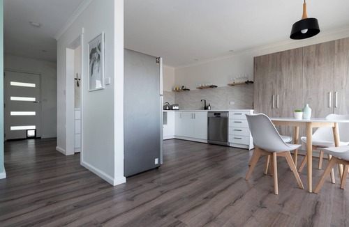 South Launceston House | Cosy & Sweet: Near the City, WiFi & Parking