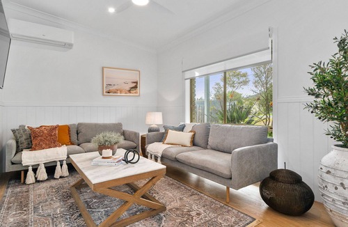 Capel Sound House | Cottage At The Sound - Beautifully Styled Beach House