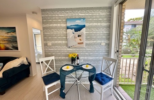 Manly Vale Apartment | Couple & Family Friendly Coastal Retreat near Manly