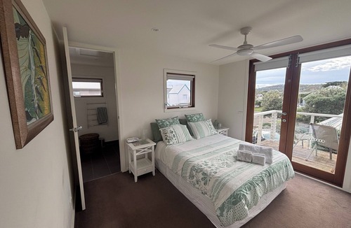 Aireys Inlet House | Couples Coastal Getaway/Pet Friendly/Your perfect coastal escape awaits