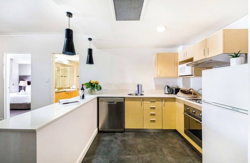 Darwin City Centre Apartment | Couples Escape on the Esplanade w Pool and Balcony