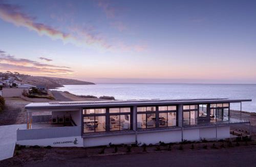 Penneshaw Apartment | Cove Landing Ocean View Apt-1,2&3 Sleeps 12