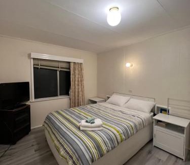 Cowes House | Cowes central house with Netflix & Prime Video, near shop & beach