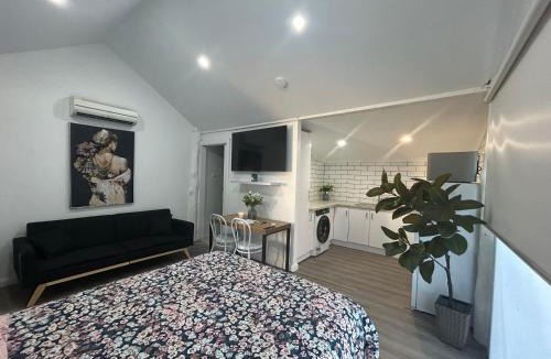 Cowra House | Cowra Guest House
