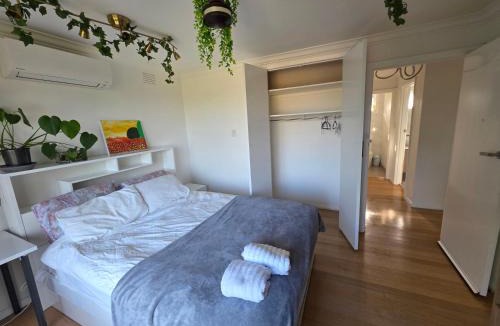 Greensborough House | Cozy Bedroom with Scenic Views D
