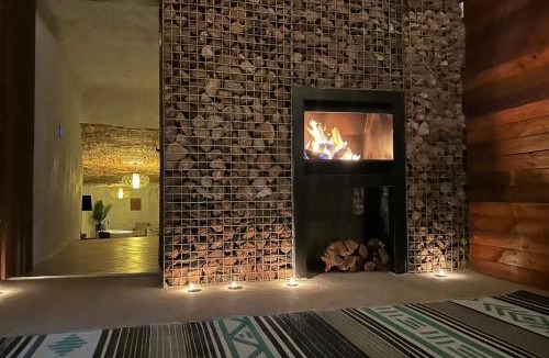 Coober Pedy Apartment | Cozy Cave Coober Pedy