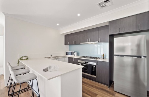 Mandurah House | Cozy Coastal Retreat | Marina, Beach & Plunge Pool