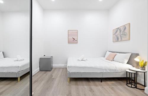 Kensington House | Cozy Double Room in Kensington - Walk to UNSW Easy CBD Access -External and Shared Kitchen or Bathroom Access