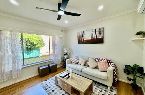 Ashford Apartment | Cozy Duo at Ashford-10 minutes to CBD