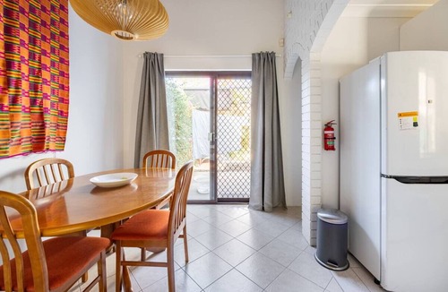 Mount Lawley Villa | Cozy, functional unit walkable to most amenities