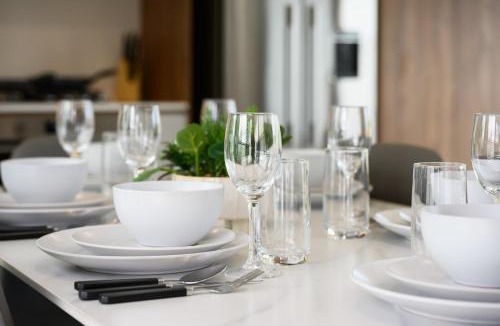 Marrickville Apartment | Cozy Marrickville 2BR 10 Min Walk to Train