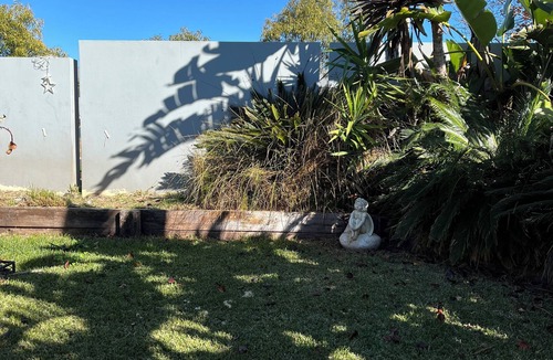 Dubbo House | Cozy Private Room - Twin Bedroom with Private Garden - Pet Friendly