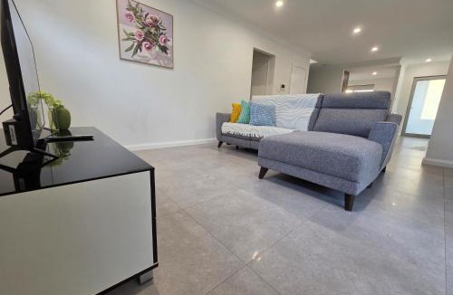 Westminster Villa | Cozy Retreat - 3 Bedroom House