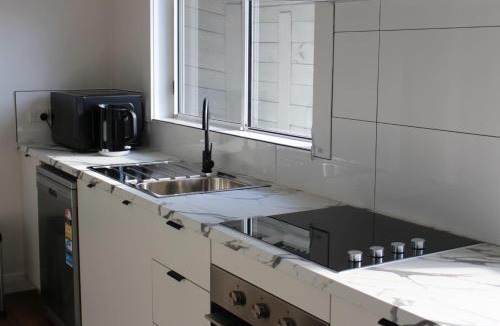 Invermay House | Cozy Retreat Central Invermay