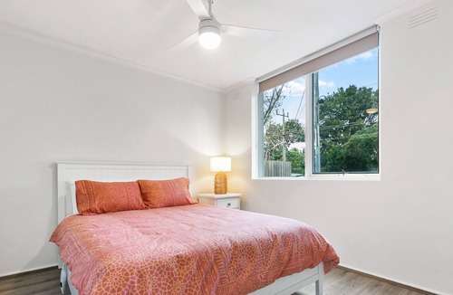 Maribyrnong Apartment | Cozy Riverside Stay - Maribyrnong