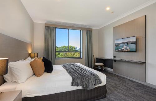 North Ryde Apartment | Cozy Studio Near Metro Macquarie Shopping Centre