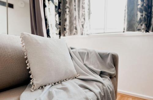 Forde Apartment | Cozy studio, Pet free, Budget friendly Canberra