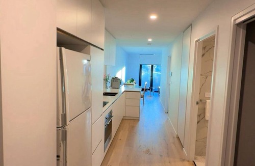 Phillip Apartment | Cozy2BR free parking, @Woden, pet alow