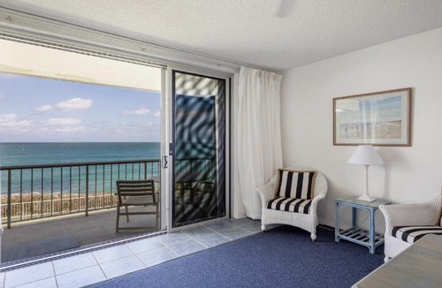 Uleybury House | Craigmore On The Beach Unit 11