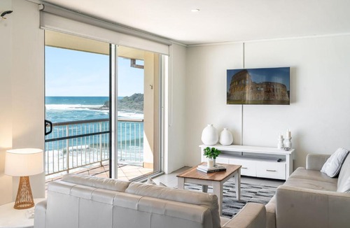 Yamba Apartment | Craigmore Penthouse - Luxury Yamba Penthouse With Uninterrupted Ocean Views - Holiday Yamba