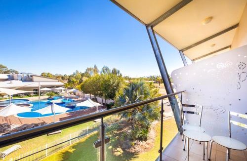 Desert Springs Hotel | Crowne Plaza Alice Springs Lasseters by IHG