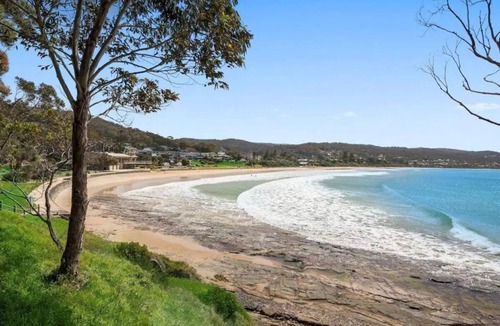 Lorne Apartment | Cumberland Lorne fully self-contained, two bedroom ocean view apartment