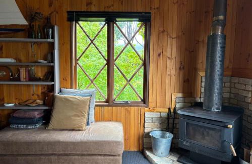 Deep Bay House | Cygnet Cabin