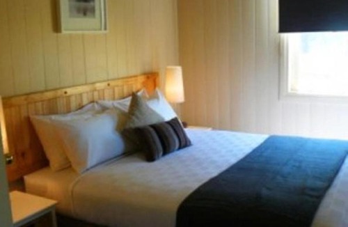 Ballandean Cabin | Cypress Ridge Cottages