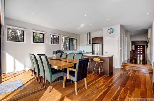 Blairgowrie House | DANA DELIGHTS! SUPERB COASTAL SPA & MODERN BEACH HOUSE, BLAIRGOWRIE