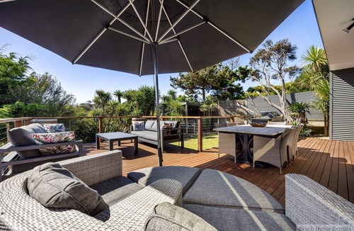 Blairgowrie House | DANA DELIGHTS! SUPERB COASTAL SPA & MODERN BEACH HOUSE, BLAIRGOWRIE