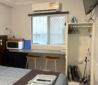 Darwin City Centre Apartment | Darwin City Escapes - 1 bedroom unit