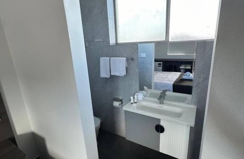 Winnellie Hotel | Darwin Resort