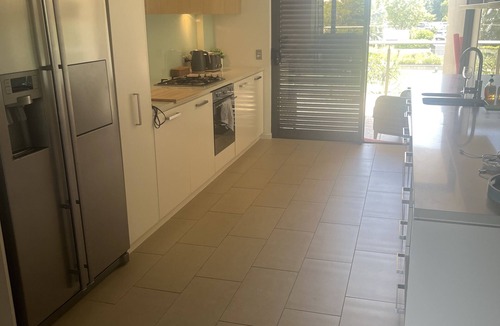 Darwin City Centre Apartment | Darwin Waterfront Apartment (3BDR) right on the waterfront lagoon