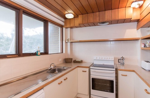 Jindabyne Apartment | Dauphine - 3/23 Townsend Street