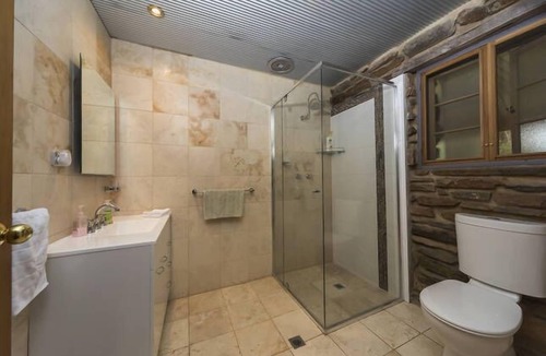 Jutland Bed & Breakfast | Dawn Cottage at 1860 Wine Country Cottages