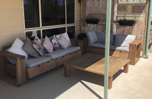 Younghusband House | Delightful river views in a quiet location