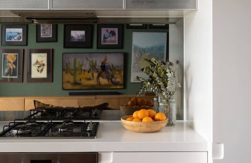 Prahran Apartment | Designer Retreat Near Chapel St and Transport