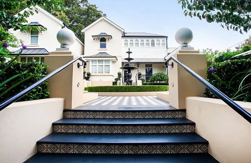 Lewisham Apartment | Designer Studio in Grand Manor 20 min From Sydney