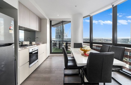 Docklands Apartment | Docklands Melbourne Harbour Views