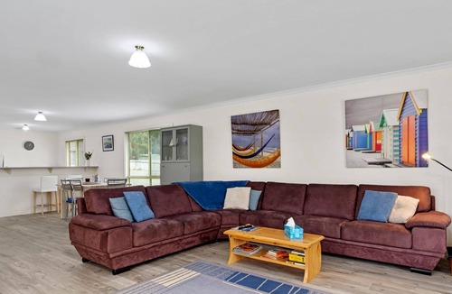 Carrickalinga House | Dolphin Drift - 29 Dolphin Avenue
