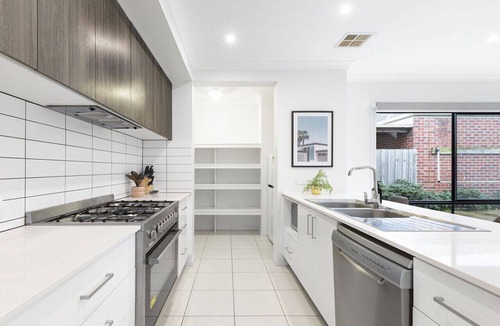 Clayton South House | Domi Rentals - The Third Residence