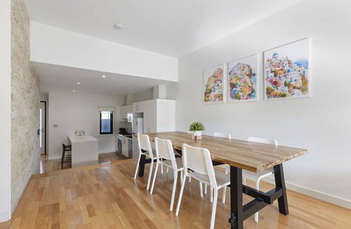 Chadstone House | Domi Rentals The Chadstone Homes
