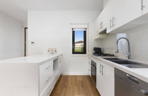 Chadstone House | Domi Rentals The Chadstone Homes