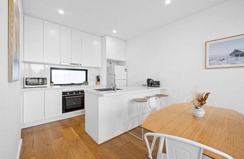 Moorabbin Villa | Domi Rentals - The Moorabbin Townhouse
